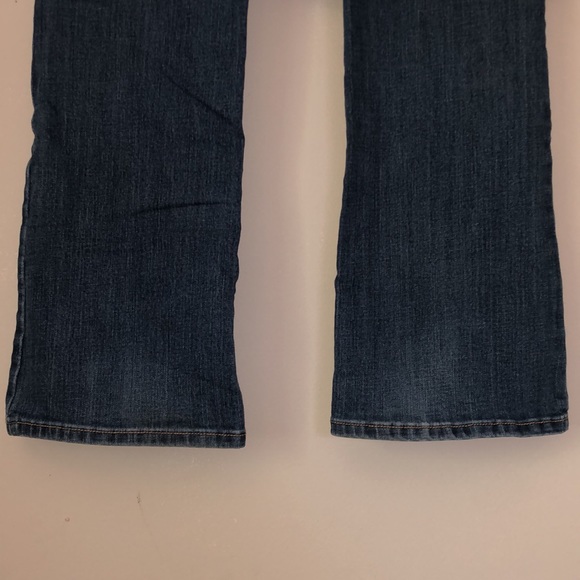 Women's Old Navy jeans size 6 - Picture 3 of 3